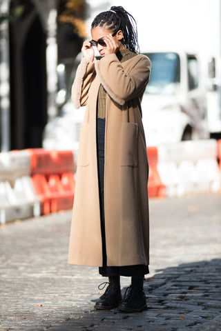 Extra long oversized coat with faux fur